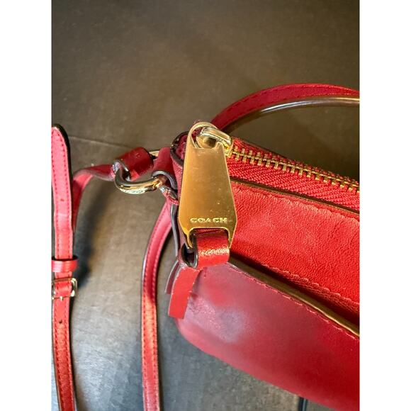 Coach Red Leather East West Crossbody Bag *READ - Picture 11 of 16